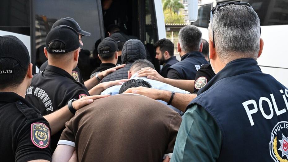 Dört Şehirde Organize Suç Gruplarına Yönelik Kapsamlı Operasyonlar Sonucu 137 Şüpheli Gözaltına Alındı