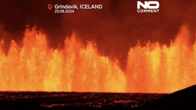 Video. İzlanda'daki volkanik patlama: Yanardağ lav ve kül yaydı