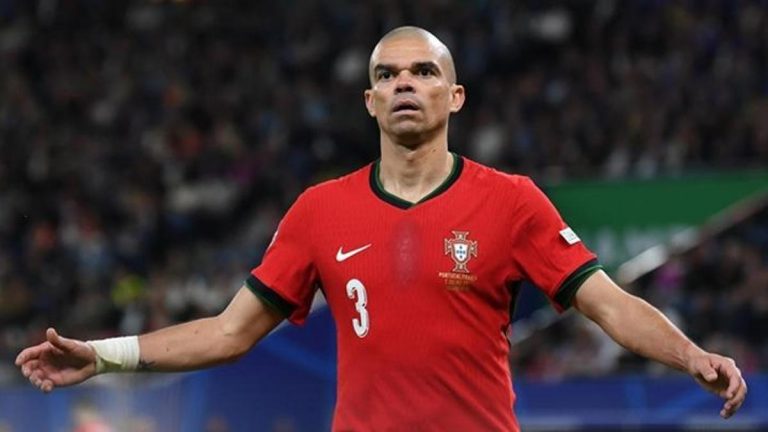 Portekizli futbolcu Pepe, 41 yaşında futbolu bıraktı