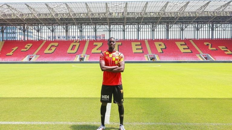 Göztepe yeni transferini açıkladı! Malcom Bokele'den 3+1 yıllık satın alma…