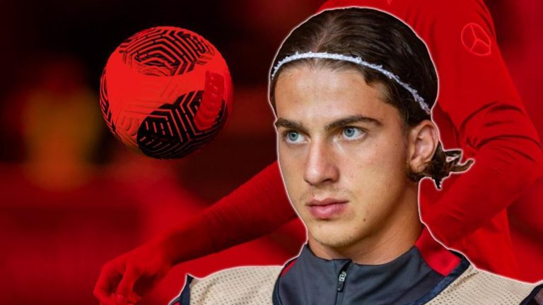 Milli takım oyuncusu Bertuğ Yıldırım İngiltere'ye transfer oldu!