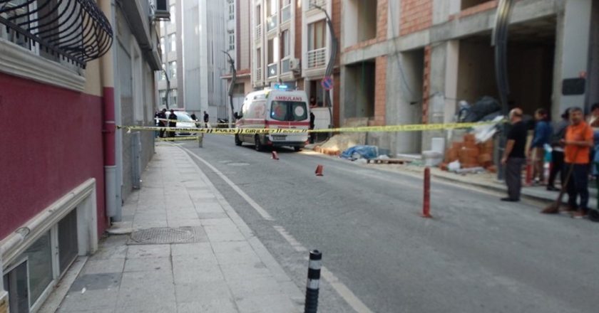 4’üncü kattan düşen kadın hayatını kaybetti! – Türkiye’den son dakika haberleri