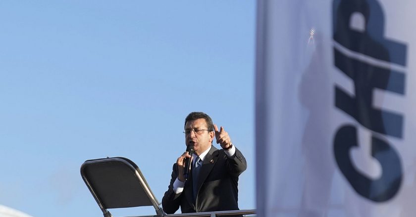 Cumhurbaşkanı Erdoğan, CHP Genel Başkanı Özel ve İstanbul Büyükşehir Belediye Başkanı İmamoğlu’na tazminat davası açtı