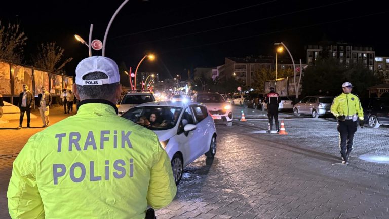 Kırklareli’de 16 kaçak göçmen yakalandı