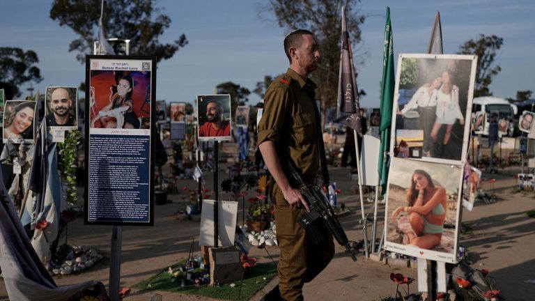 İsrail Savaşı devam ederken, rehinelerin kaderi gittikçe belirsiz hale geliyor