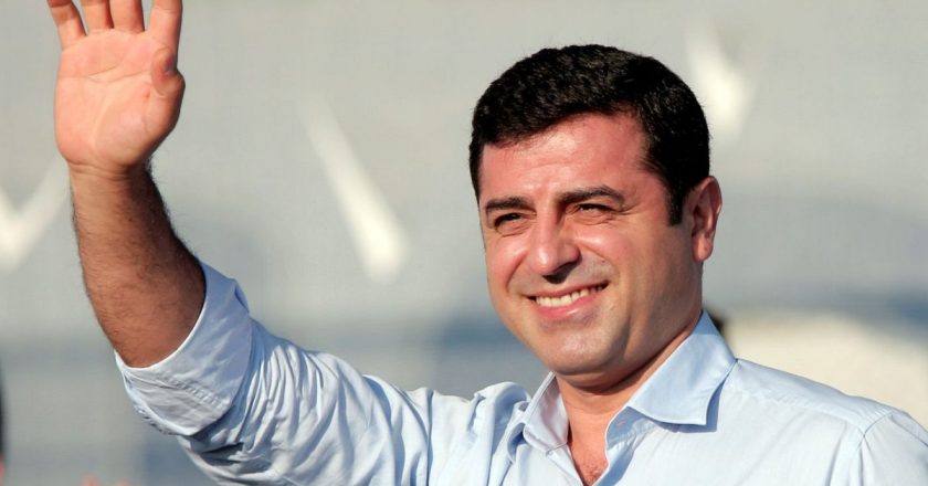 Öcalan’ın Demirtaş’tan çağrısı için destek: “Hadi huzurla gidelim”