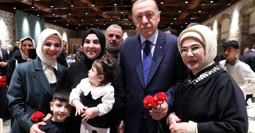 “Her kahramanın çocuğunun hikayesi kalbimizde kazınmış bir destansıdır”