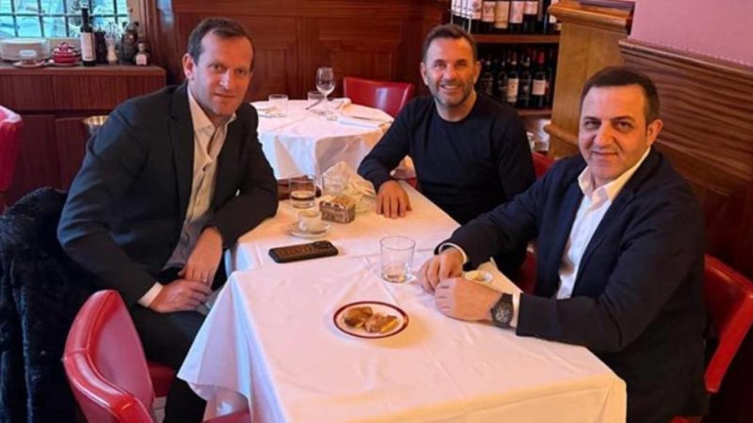 Osimhen'in transferi bir karışıklık haline geldi! Napoli Galatasaray'ı tekrar reddetti ... Resmi Bildirge Sarı Kırmızı'dan Gece Yarısına Geldi