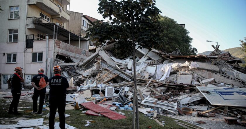 Balıkesir’de 1235 artçı sarsıntı oldu