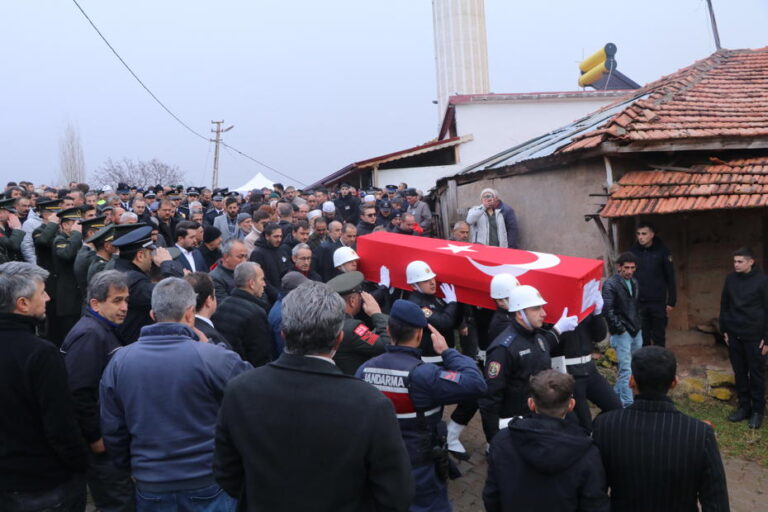 Kaza Kurbanı Polis, Son Seyahatine Destinasyon Oldu