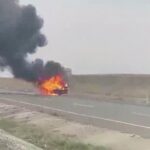 Diyarbakır’da hareket halindeki araç alevlere teslim oldu