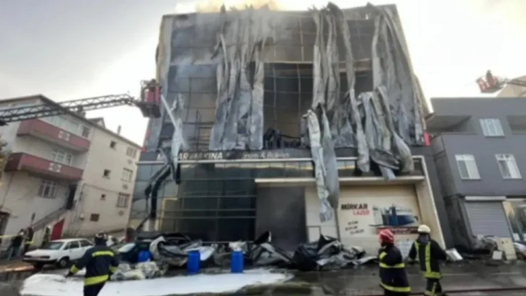 Kocaeli’deki fabrika yangınında can kaybı ve yaralanmaların sadece birinin sigortalı olduğu belirlendi.