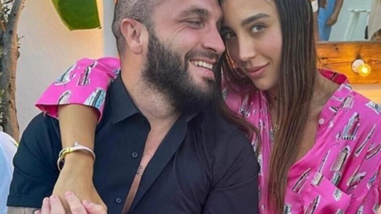 Berkay’ın eşi Özlem Ada Şahin’in tatil kareleri gündem oldu! ‘Otel değil ev’